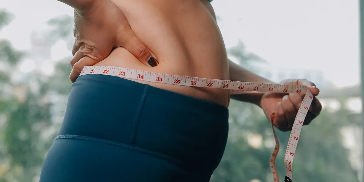 【業務用EMS】筋肉をつけて姿勢改善やダイエットに！ 巻くだけで腹筋や腰を鍛える、医療関係者からも評価されたSIXPADの最新